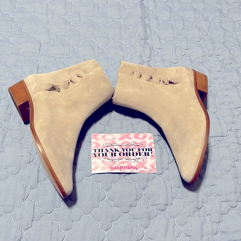 Joie suede leather booties size 6 with duster bag